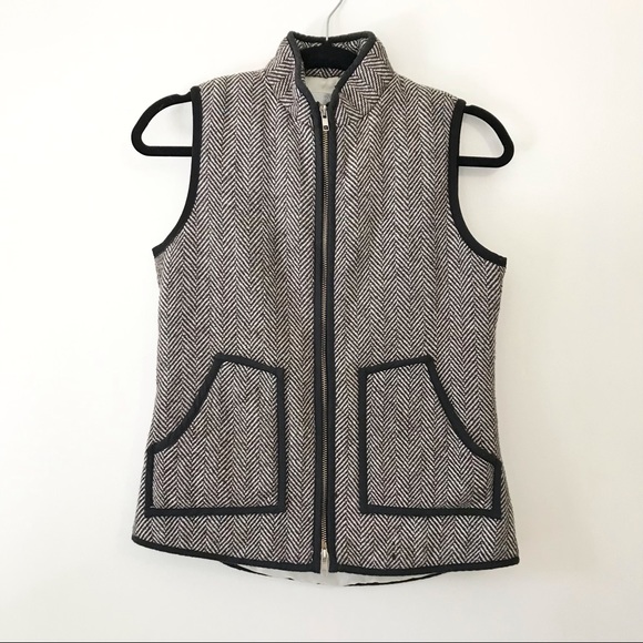 Hemline Mom Jackets & Blazers - Hemline Mom Brown Herringbone Wool Blend Zip Up Vest